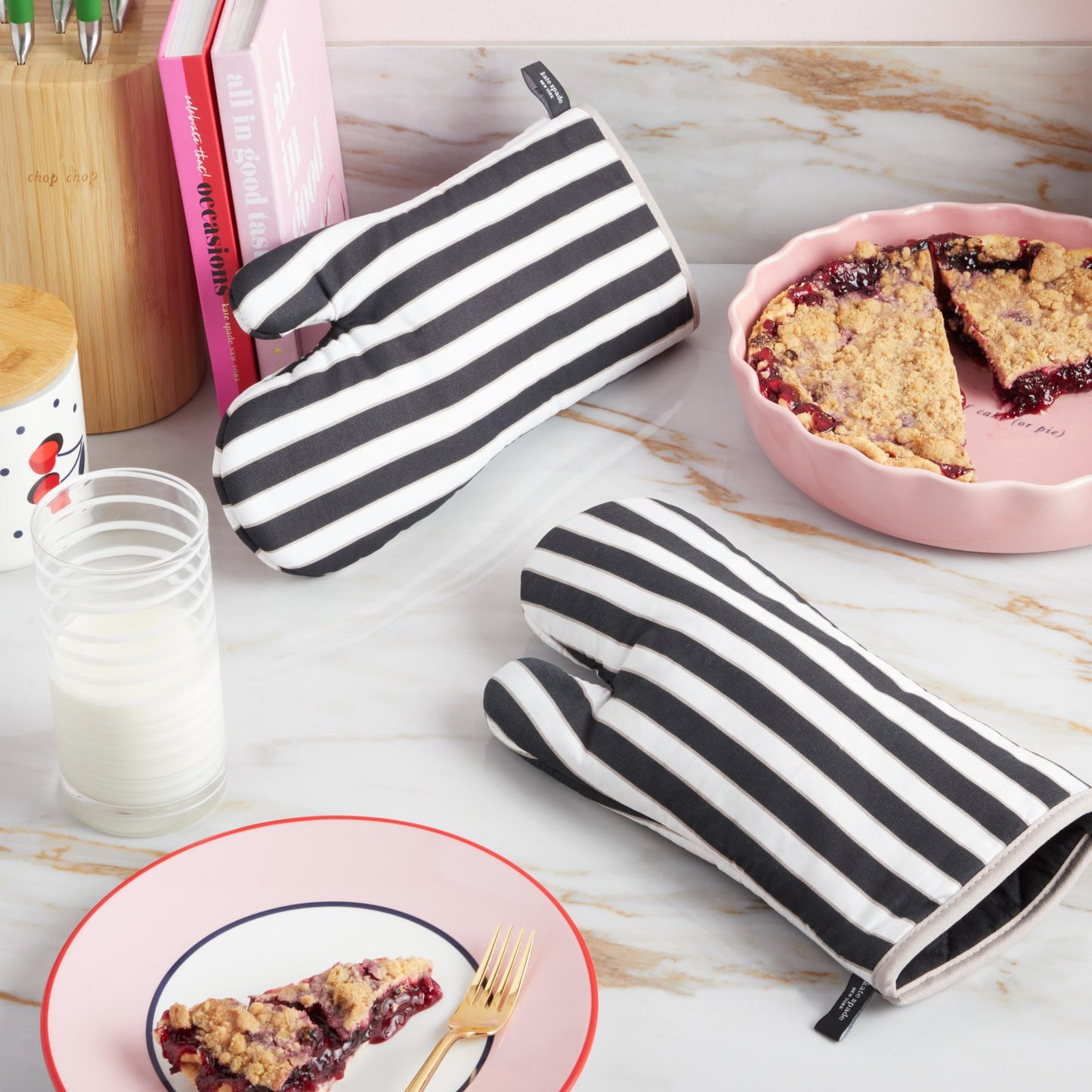 kate spade new york Botanical Stripe Oven Mitt 2-Pack Set, 7" x 13", Green/Pink